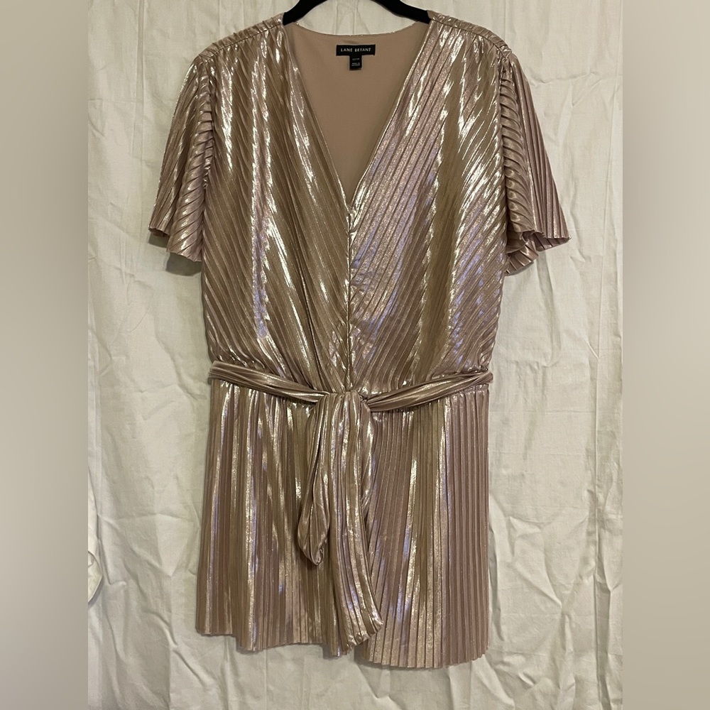 Lane Bryant rose gold foil cinched top. Size 22/24